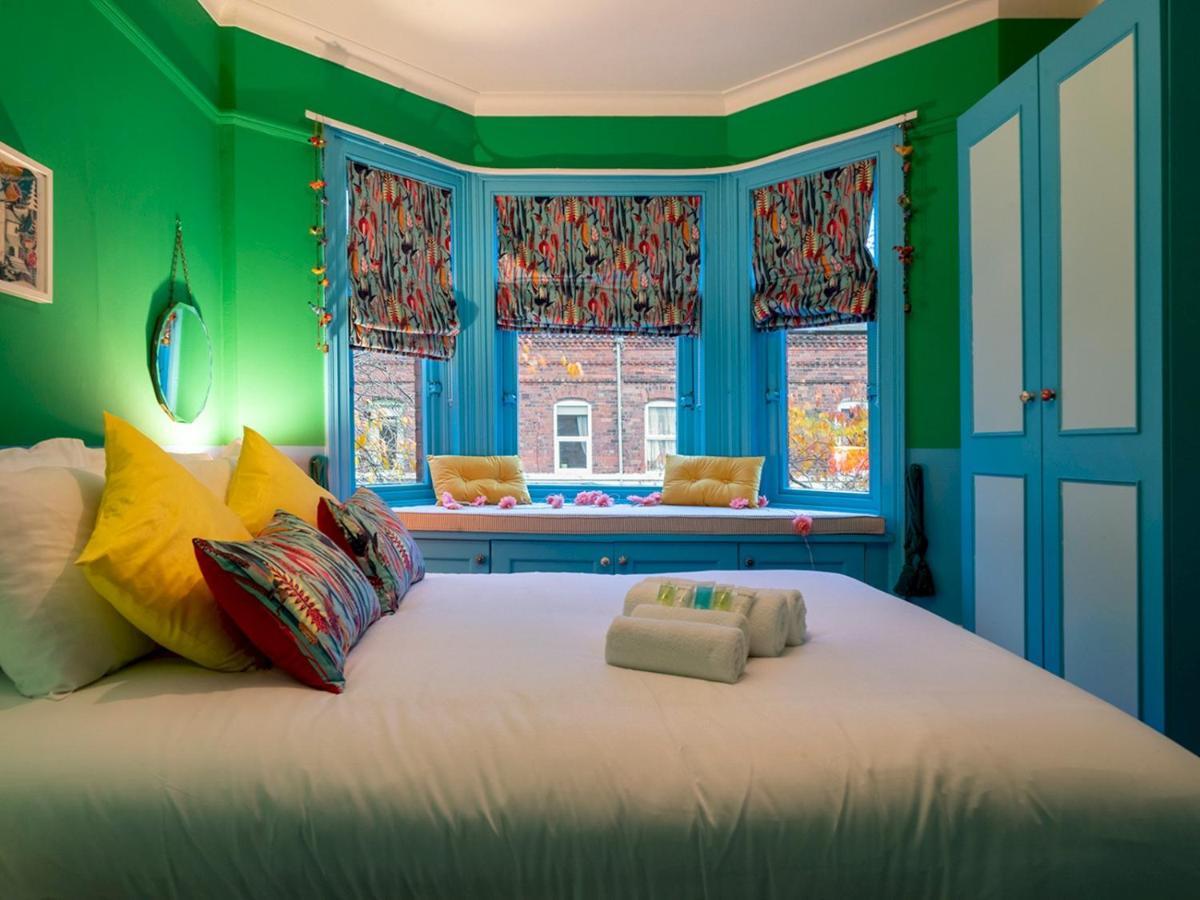 Villa Pass The Keys Colourful, Quirky Artist-Owned 3 Bed Next To Cafes à Belfast Extérieur photo