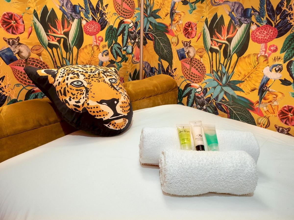 Villa Pass The Keys Colourful, Quirky Artist-Owned 3 Bed Next To Cafes à Belfast Extérieur photo